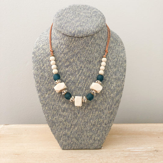 THE TEAL LAYER NECKLACE